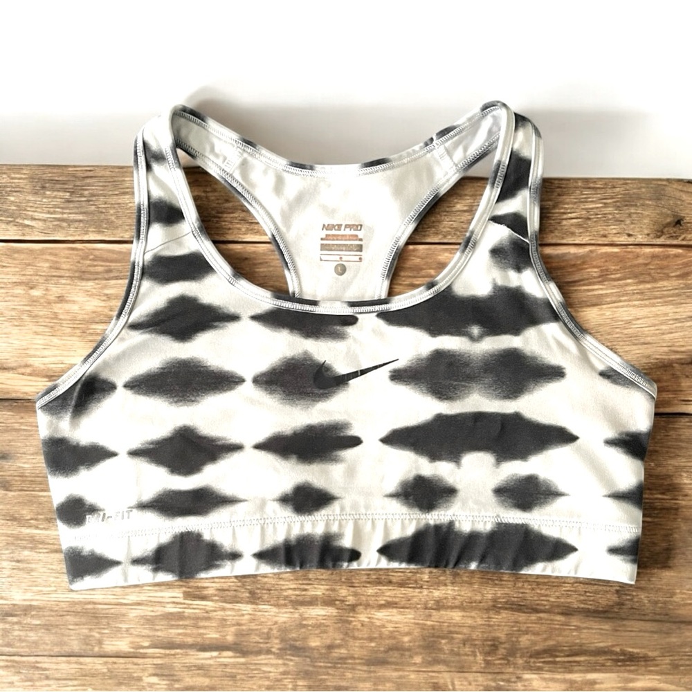 Nike Pro Dri Fit Sports Bra - Picture 2 of 10